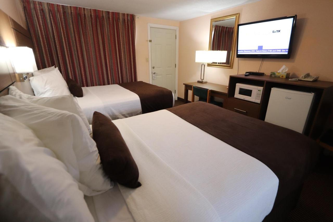Campbellford River Inn Экстерьер фото